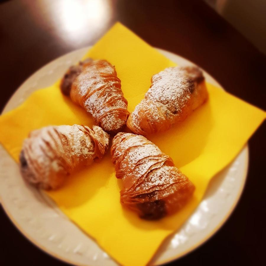Bed And Breakfast Casa Mariella 나폴리 외부 사진