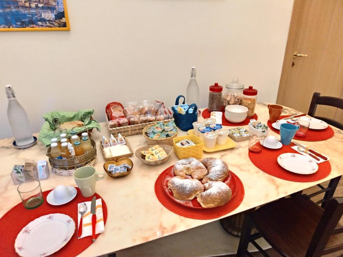 Bed And Breakfast Casa Mariella 나폴리 외부 사진