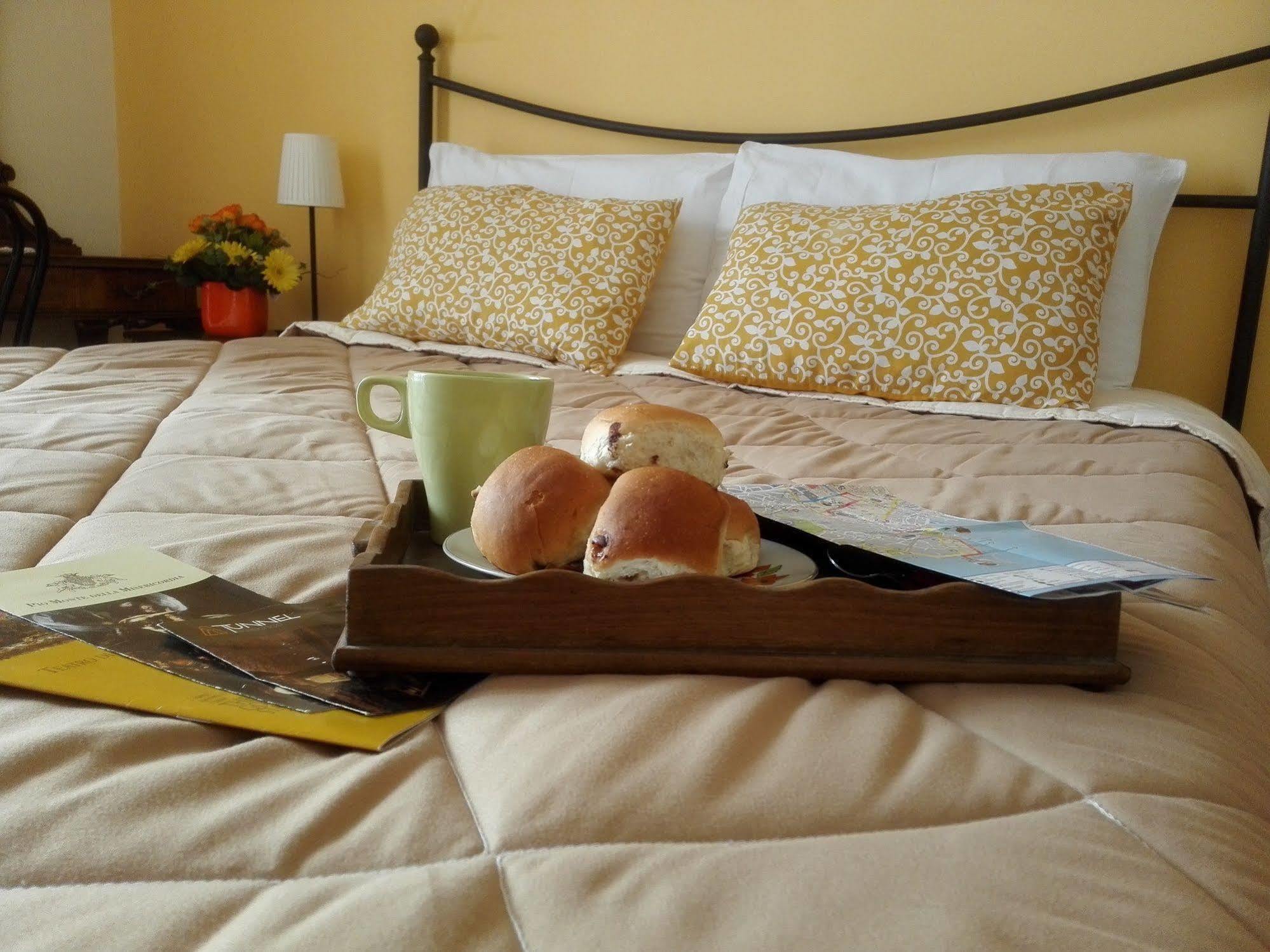 Bed And Breakfast Casa Mariella 나폴리 외부 사진