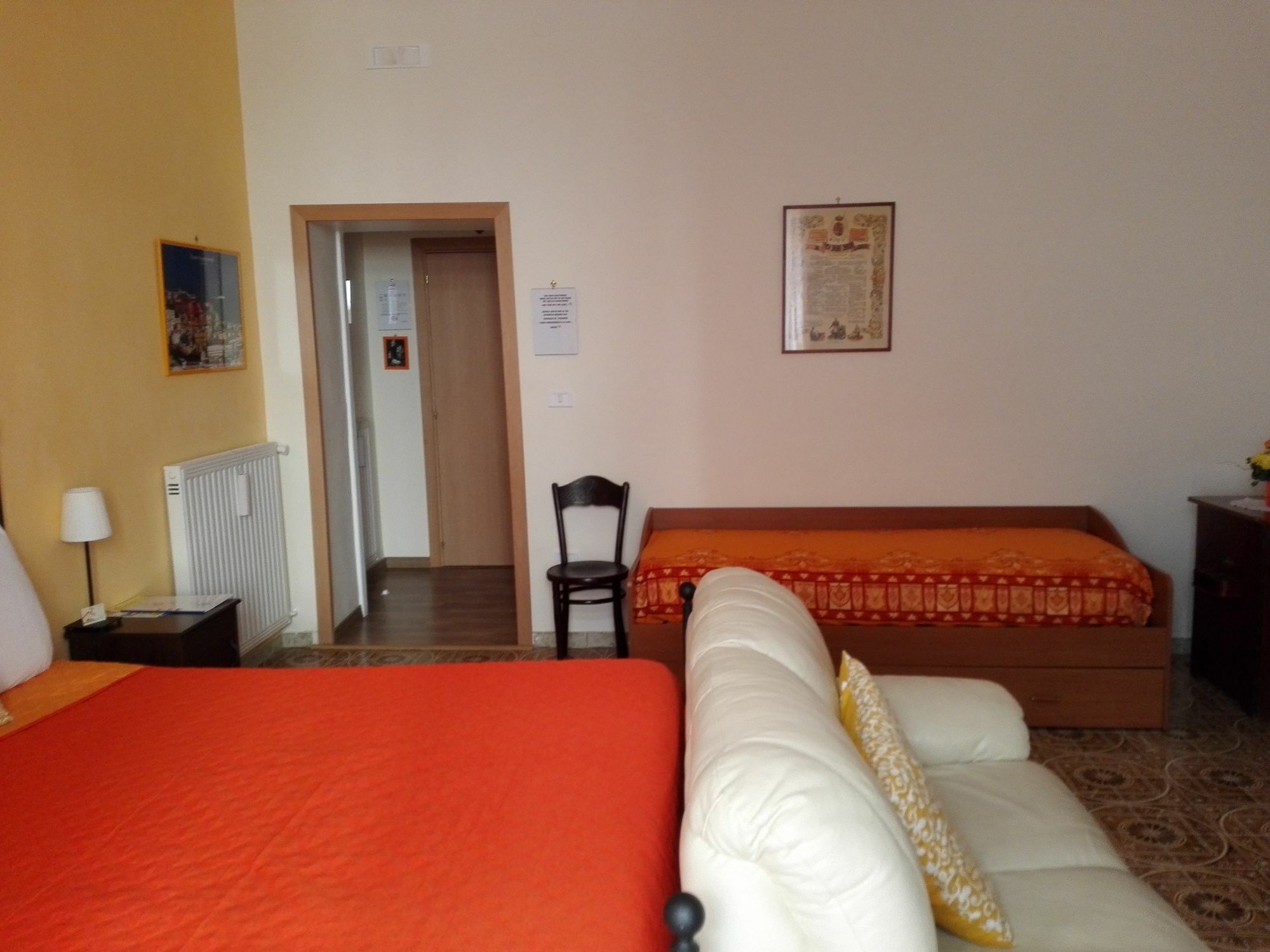 Bed And Breakfast Casa Mariella 나폴리 외부 사진