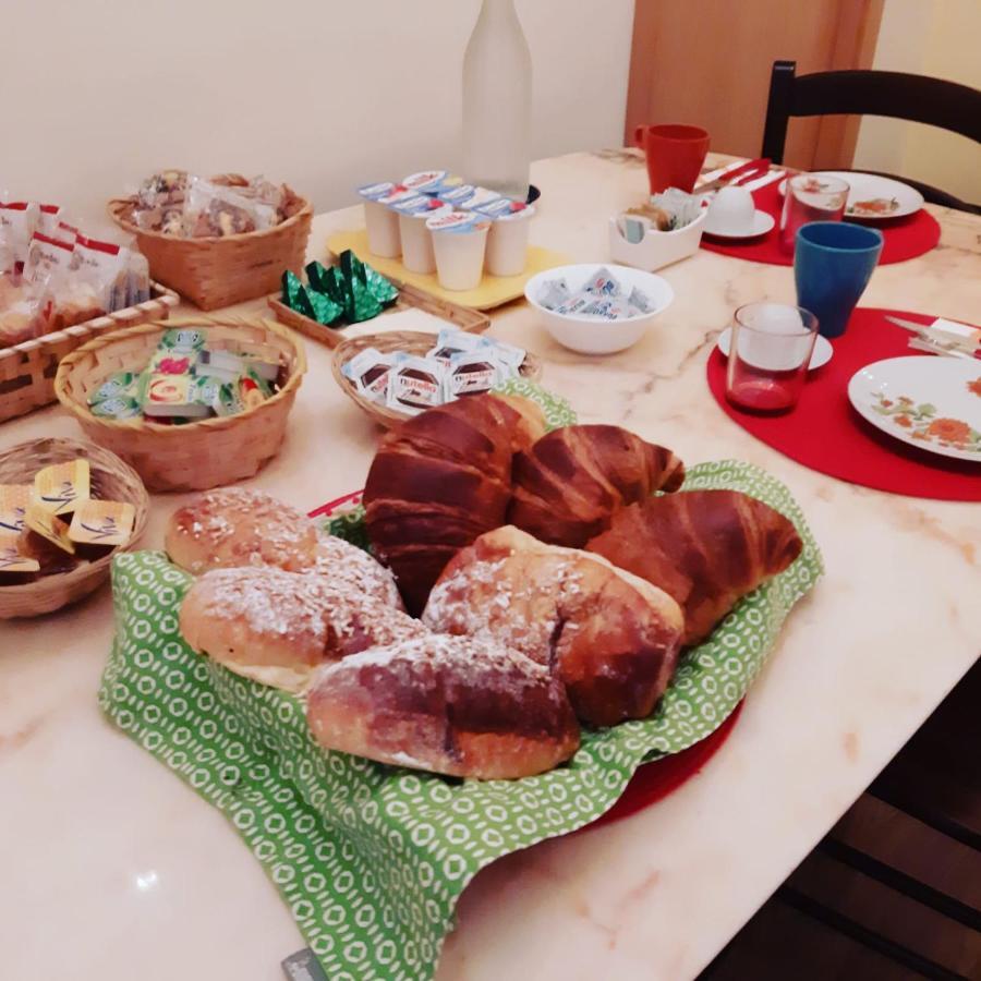 Bed And Breakfast Casa Mariella 나폴리 외부 사진